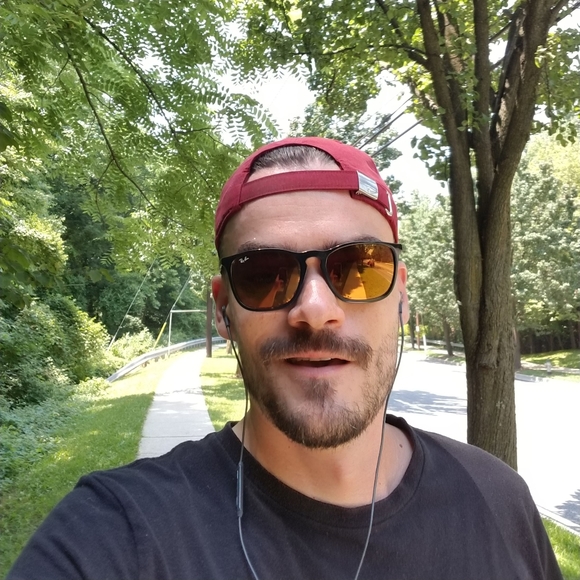 Meet your Posher, Dalibor - Picture 1 of 4